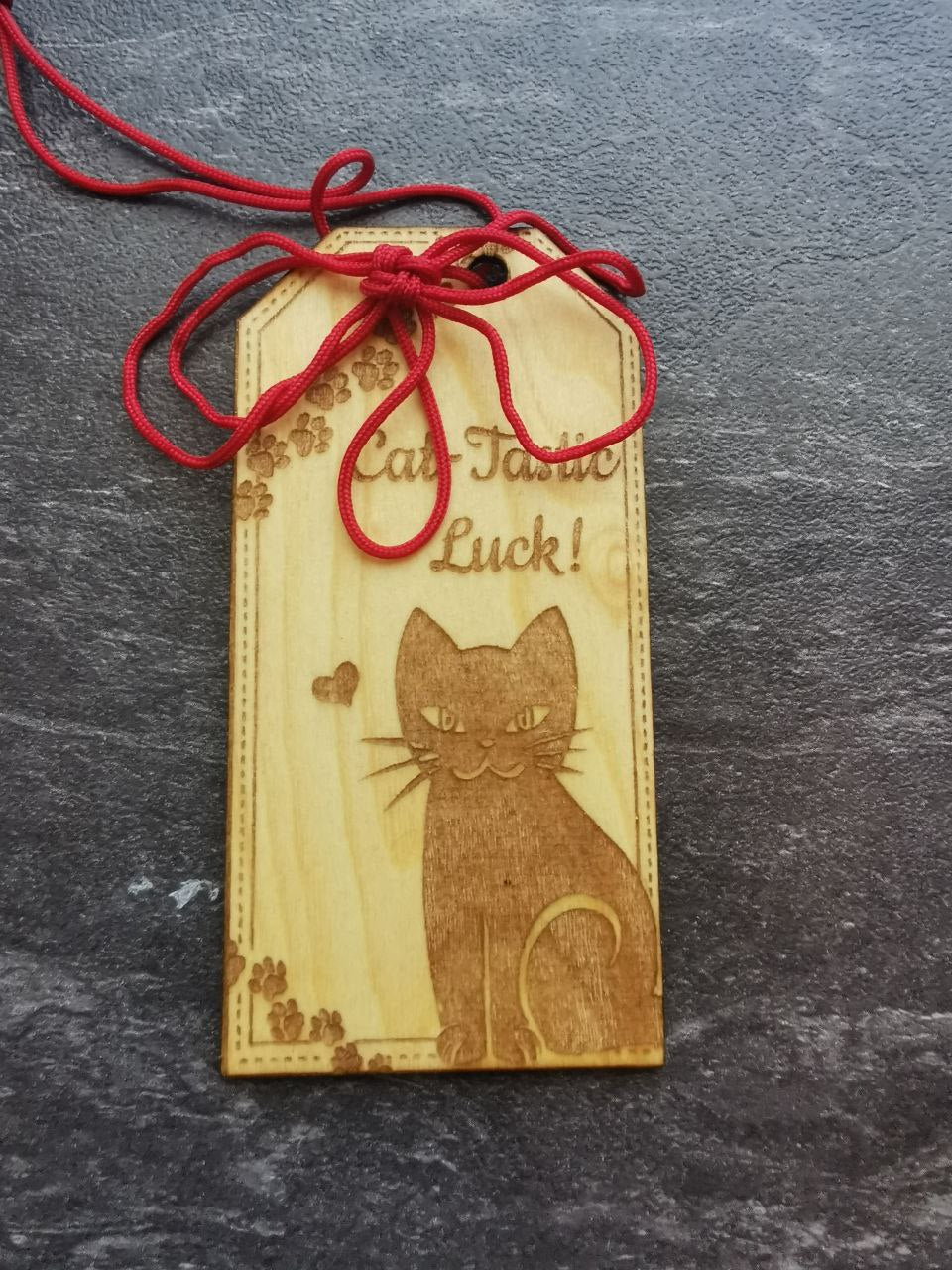 Omamori Schlüsselanhänger aus Holz