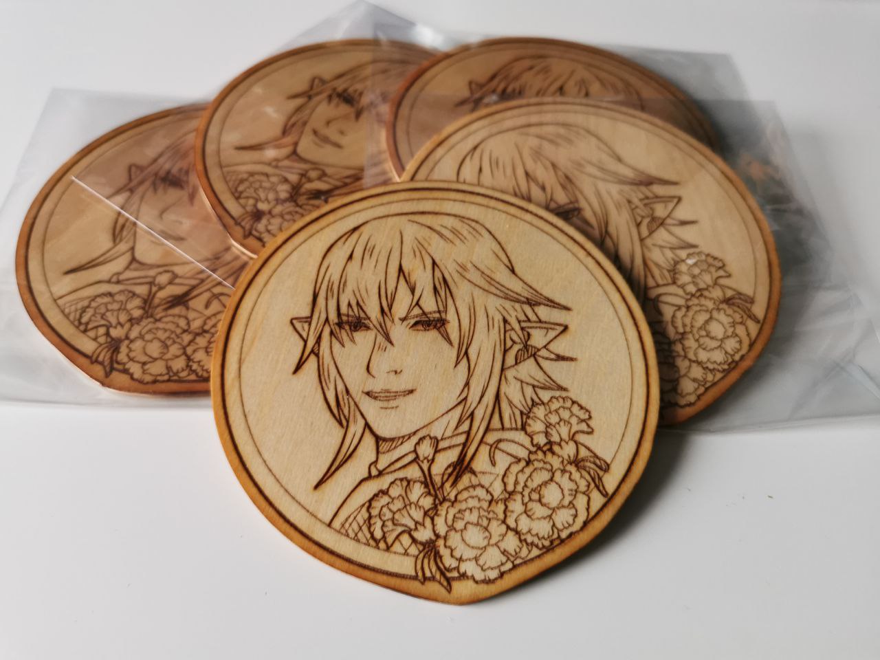 FFXIV Untersetzer aus Holz